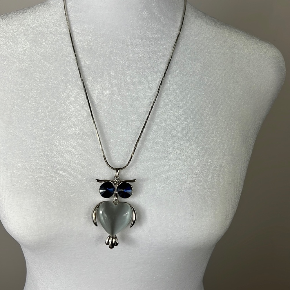 Jessica necklace with Owl Pendant with synthetic blue and opal/gray stone